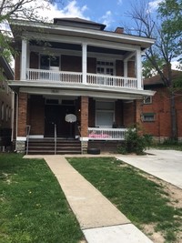 3223 Gilbert Ave in Cincinnati, OH - Foto de edificio - Building Photo