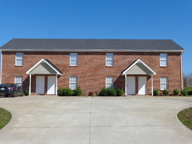 541 Patriot Park Ct in Clarksville, TN - Building Photo