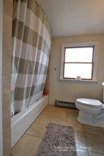 35 Shannon St, Unit 3 in Boston, MA - Foto de edificio - Building Photo