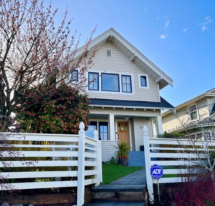 3029 19th Ave S in Seattle, WA - Building Photo