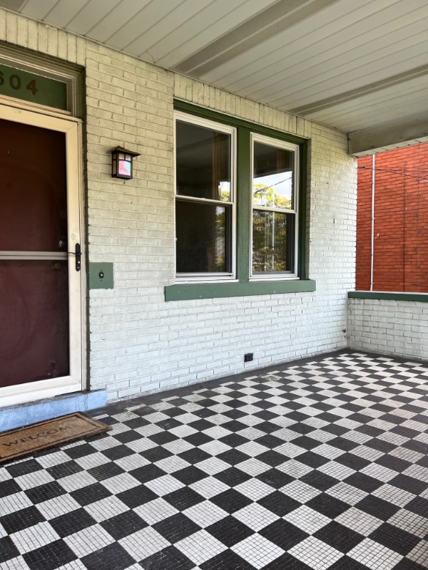 property at 5604 Fair Oaks St