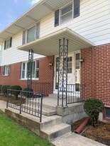 614 Kensington Pl, Unit A