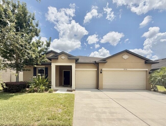 1516 Banner Elk St in Valrico, FL - Building Photo - Building Photo