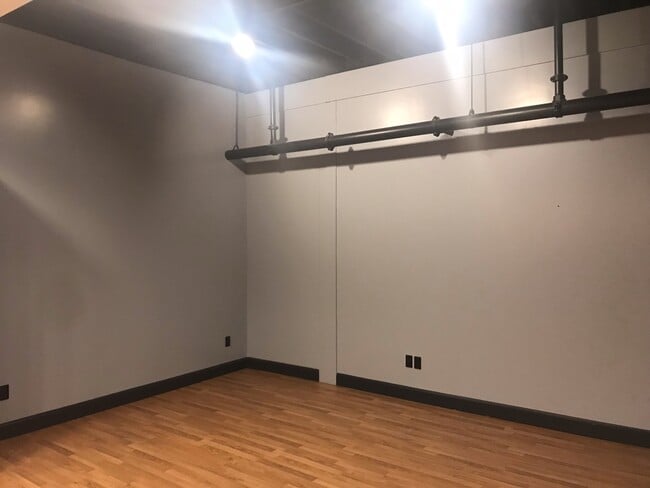 431 W Walnut St in Springfield, MO - Building Photo - Building Photo