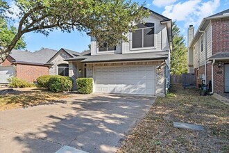 15423 Quinley Dr in Austin, TX - Building Photo - Building Photo