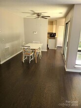 4811 Spring Lake Dr, Unit E in Charlotte, NC - Building Photo - Building Photo