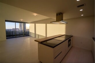 1000 Brickell Plz, Unit 2308 in Miami, FL - Building Photo - Building Photo