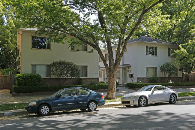 2509-2513 C St in Sacramento, CA - Building Photo - Building Photo