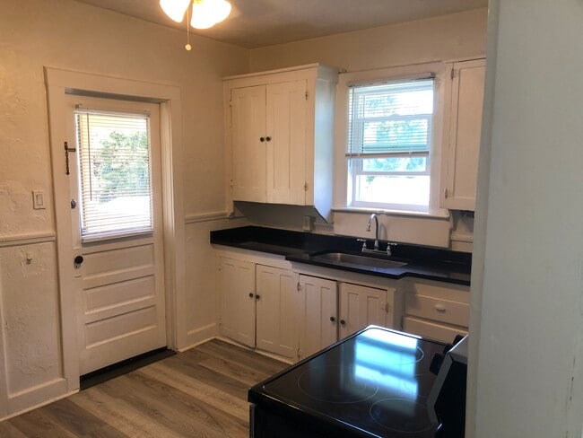 416 Goodall Ave in Daytona Beach, FL - Building Photo - Building Photo