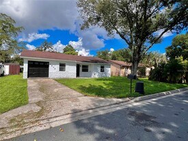 2848 Empire Pl in Sanford, FL - Building Photo