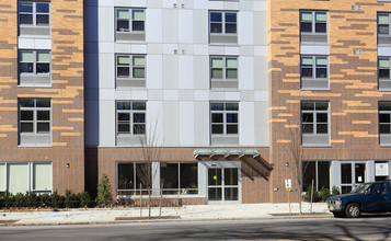 Van Cortlandt Green in Bronx, NY - Building Photo - Building Photo