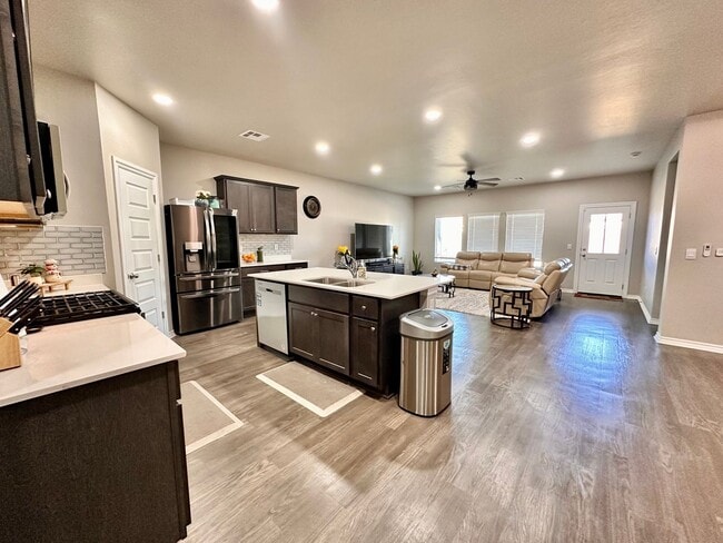 10341 NW 26th St in Oklahoma City, OK - Building Photo - Building Photo