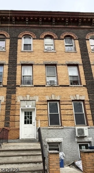 property at 2612 John F. Kennedy Blvd