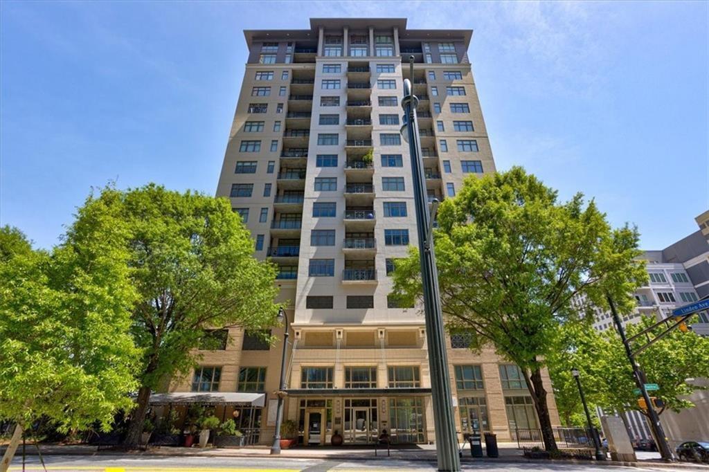 565 Peachtree St NE in Atlanta, GA - Building Photo