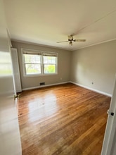 25 Brookside Terrace in Verona, NJ - Foto de edificio - Building Photo