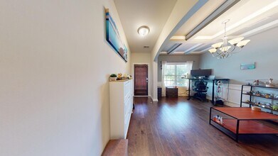 Very Well Maintained Home in East Richland in Auburn, AL - Building Photo - Building Photo