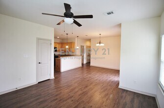112 Bridle Ct in Kemp, TX - Building Photo - Building Photo