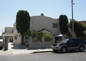 1216 Tamarind Ave Apartments