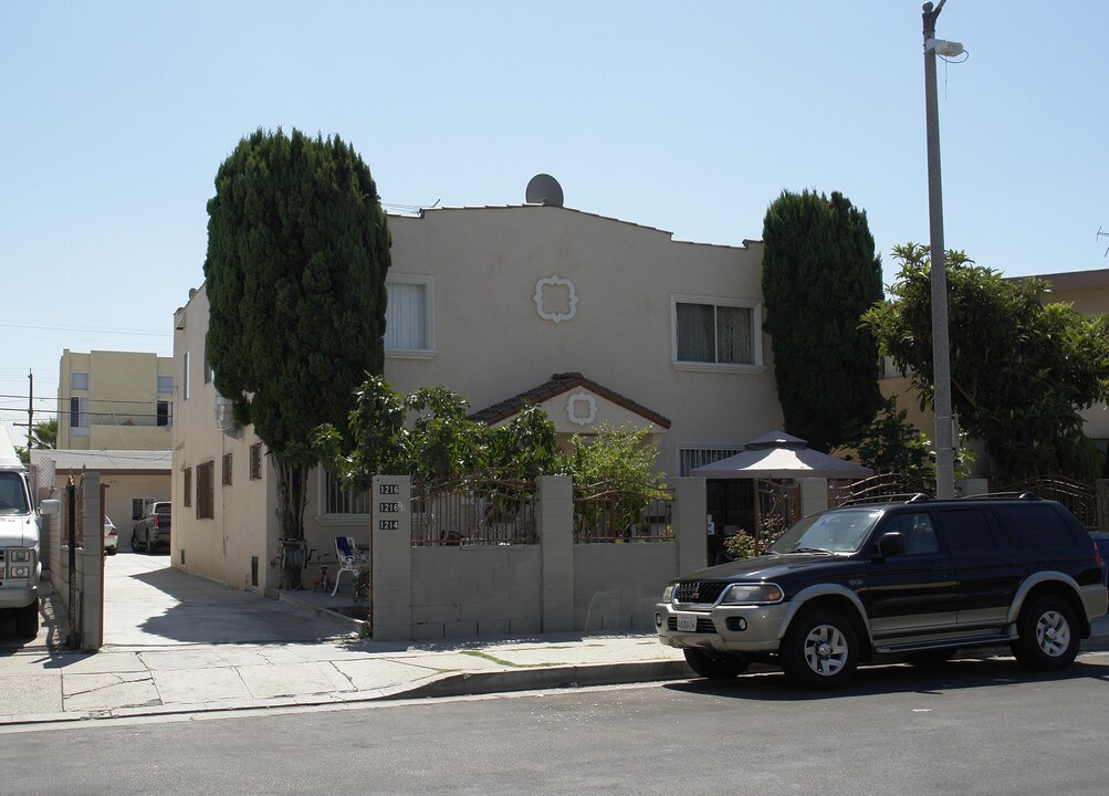 1216 Tamarind Ave in Los Angeles, CA - Building Photo