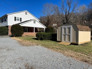 25368 Virgil H Goode Hwy in Boones Mill, VA - Building Photo - Building Photo
