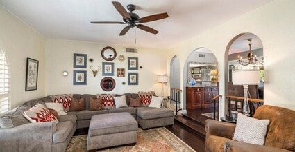 101 W Tierra Buena Ln in Phoenix, AZ - Building Photo - Building Photo