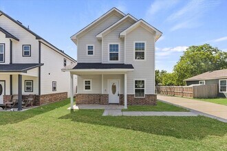 3045 Barling St in Greenville, TX - Building Photo - Building Photo