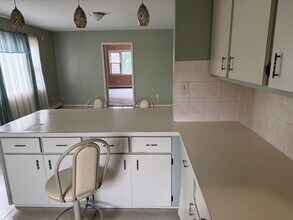 139 Lincoln Hwy in Edison, NJ - Foto de edificio - Building Photo