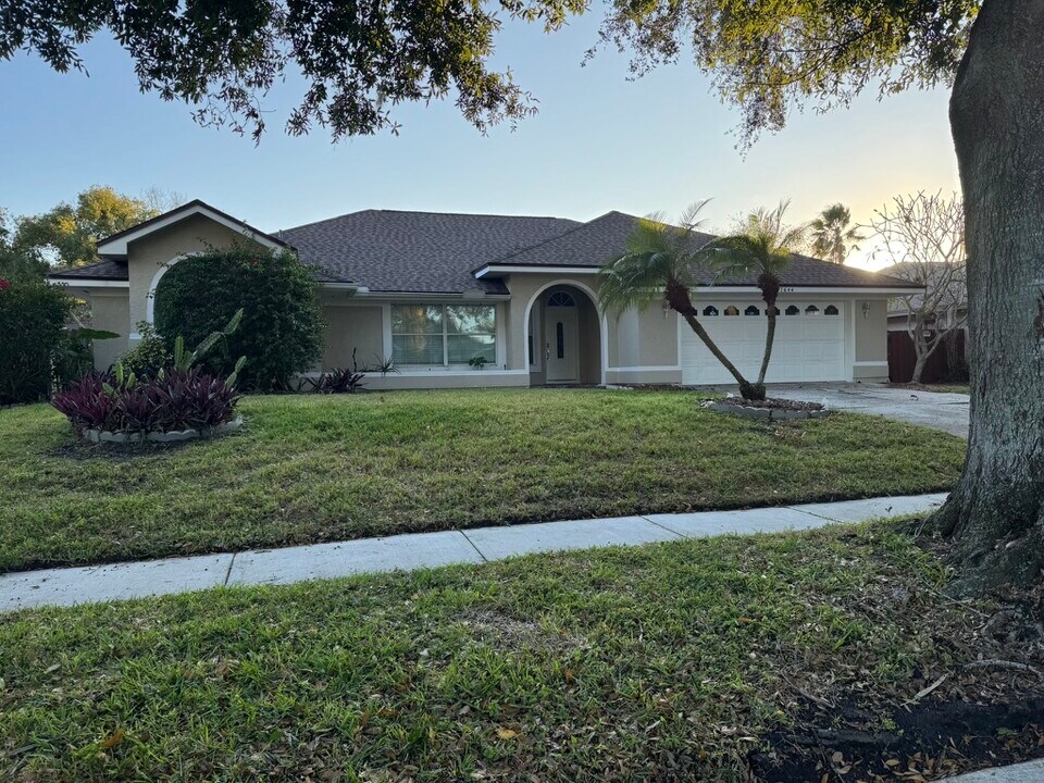 7644 Pointview Cir in Orlando, FL - Building Photo