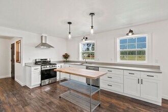 140 Steppe Ln in Columbia Falls, MT - Building Photo - Building Photo