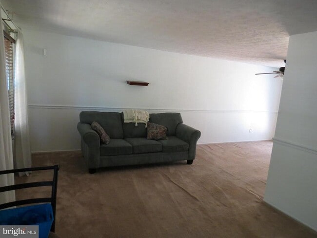 property at 1513 Wampanoag Dr