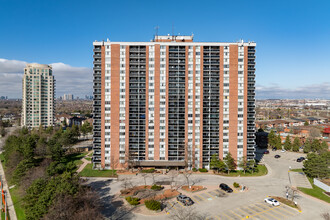 1315 Bough Beeches Blvd in Mississauga, ON - Building Photo - Building Photo