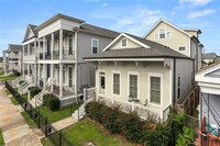 2410 Valence St, Unit 2410 in New Orleans, LA - Building Photo - Building Photo