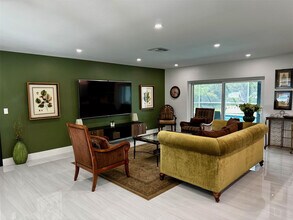 4101 NW 10th St in Coconut Creek, FL - Building Photo - Building Photo