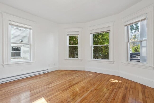 33 Jackson St in Haverhill, MA - Building Photo - Building Photo