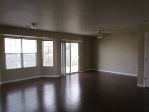 117 Hickory Ridge Dr in St. Robert, MO - Building Photo - Building Photo