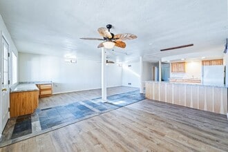 1453 Luna Ln in Bullhead City, AZ - Building Photo - Building Photo