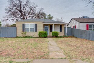 2701 36th St in Lubbock, TX - Building Photo