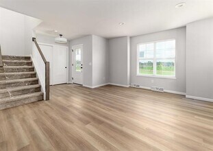 1674 Happy Trails Rd in Verona, WI - Building Photo - Building Photo