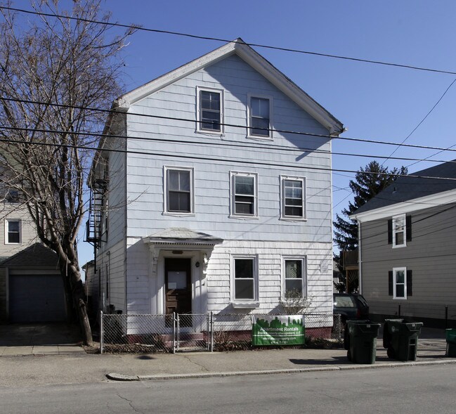 213 Ives St in Providence, RI - Building Photo - Building Photo