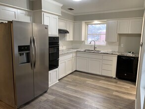 2203 Mercedes Rd in Denton, TX - Building Photo - Building Photo