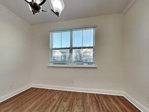 208 Clearwater Cir in Port Wentworth, GA - Foto de edificio - Building Photo