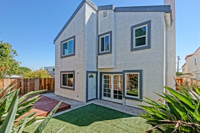 property at 119 S Helberta Ave