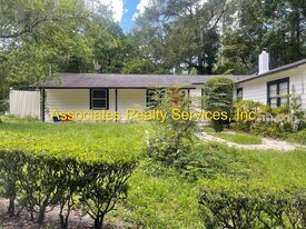 1505 NW 8th Ave in Gainesville, FL - Building Photo