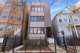 1916 N Kedzie Ave, Unit 1R in Chicago, IL - Building Photo