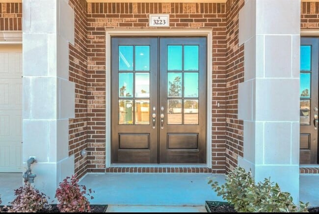 property at 3223 Harmony Creek Ln