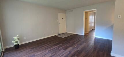 12830 Midway Rd, Unit 1126 in Dallas, TX - Building Photo - Building Photo