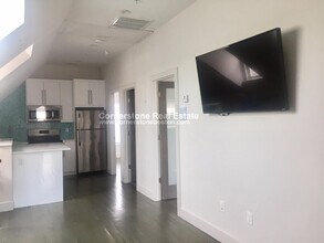 24 Washburn St, Unit #3 in Boston, MA - Building Photo - Building Photo