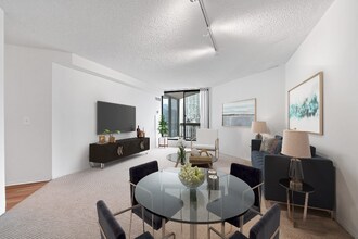 775 N Dearborn St in Chicago, IL - Building Photo - Building Photo