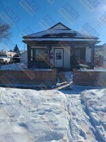 215 Thomas St in Rock Springs, WY - Building Photo