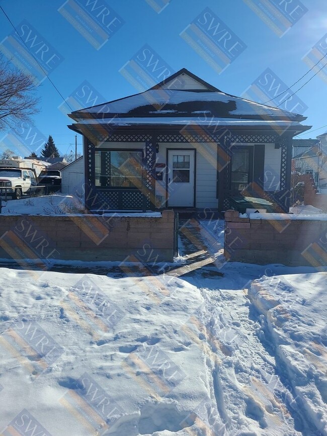 property at 215 Thomas St